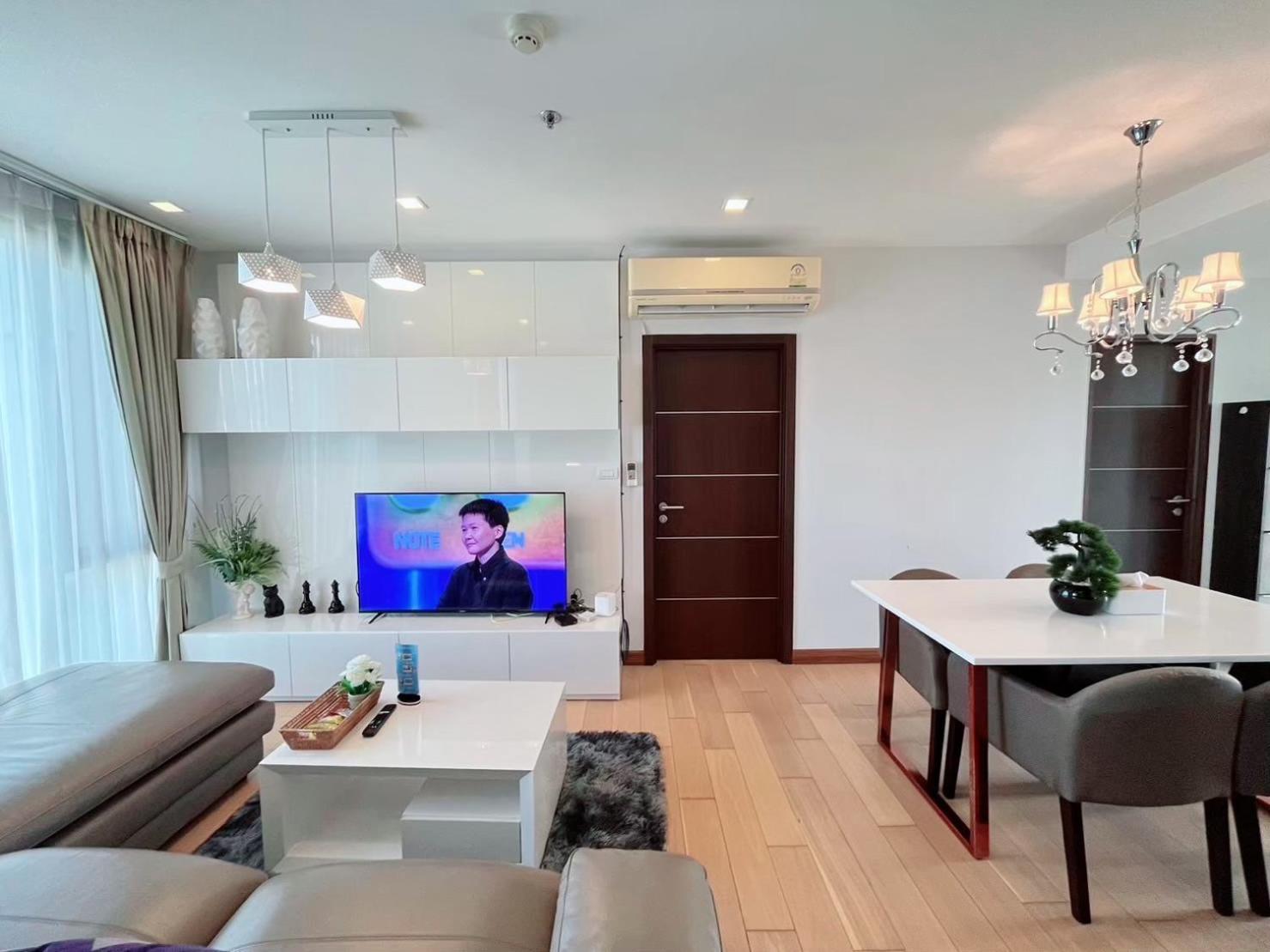 Sweet Family Room Near Old City เชียงใหม่ ภายนอก รูปภาพ
